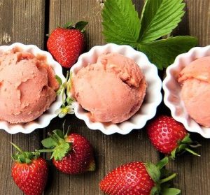 An image of strawberry ice cream that is dairy-free referred to as nice cream.