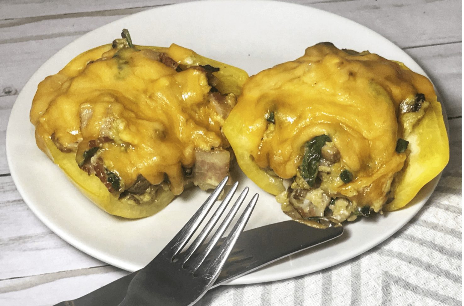 Easy Keto Bacon Stuffed Peppers for Breakfast