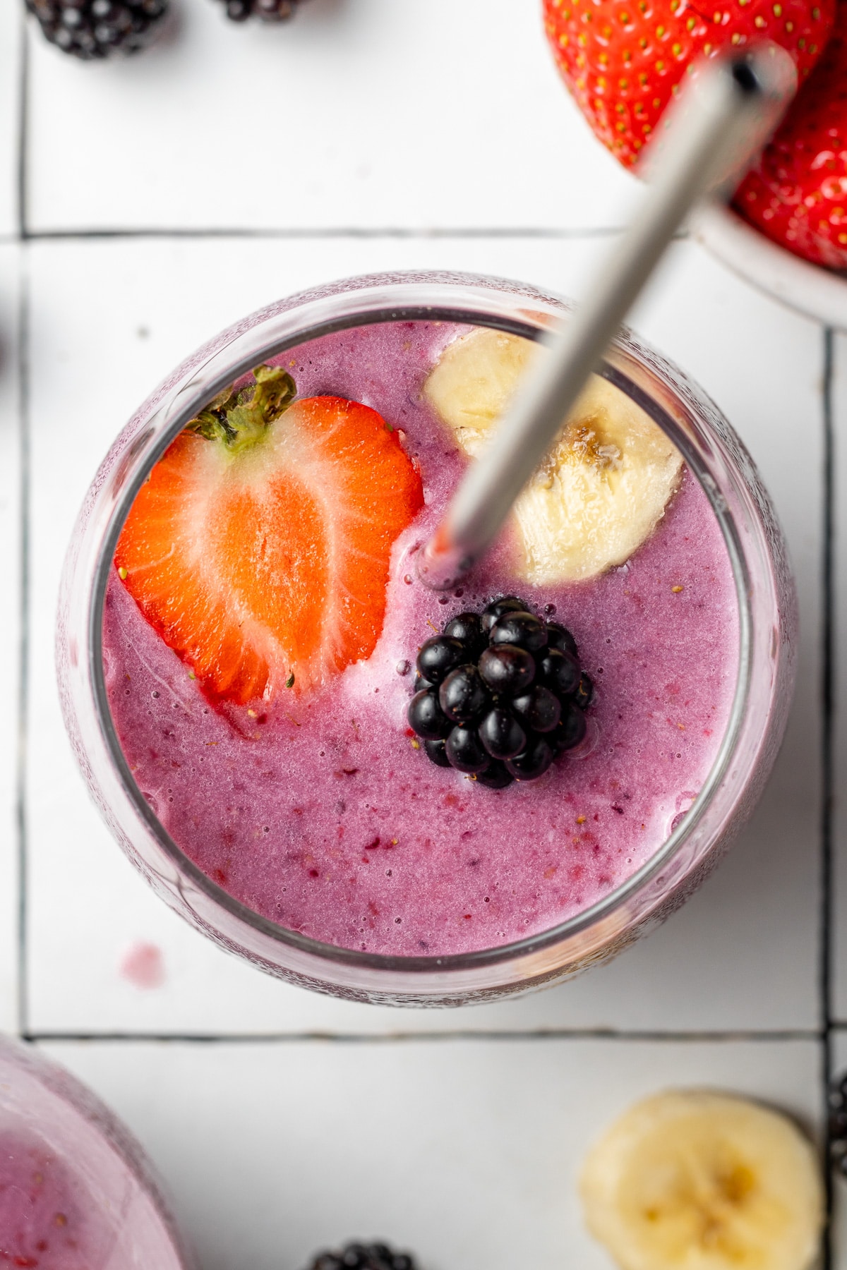 STRAWBERRY BLACKBERRY BANANA SMOOTHIE